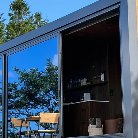 Fjord Retreat - Fjord With Sauna Feriehus Hundeidvik