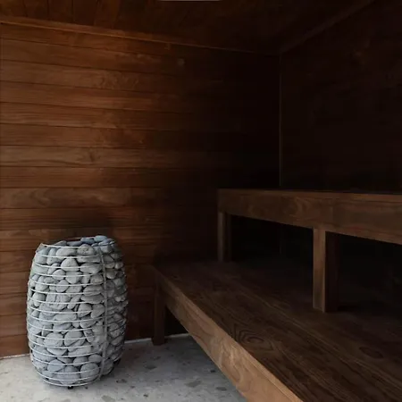 Hundeidvik Fjord Retreat - Fjord Suite With Sauna Feriehus Hundeidvik