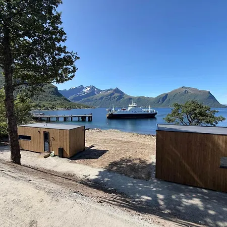 Hundeidvik Fjord Retreat - Fjord Suite With Sauna *