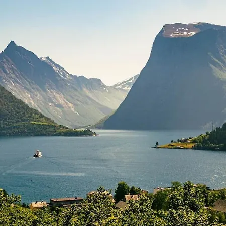 Hundeidvik Fjord Retreat - Fjord Suite With Sauna *